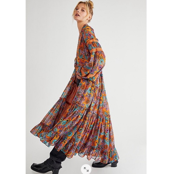 Free People Dresses & Skirts - Free People Cassis Printed Chiffon Maxi Dress